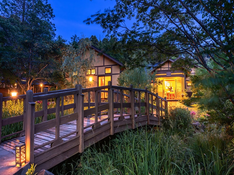 楽天トラベルでホテルを見る