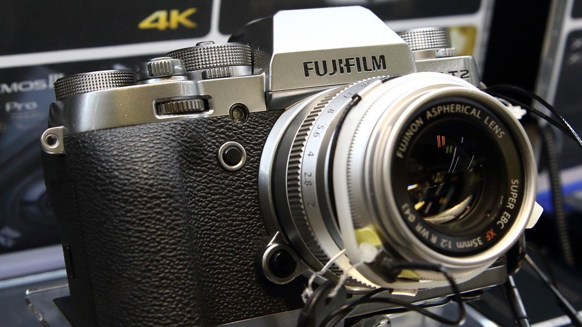 富士フイルムのミラーレス一眼カメラと交換レンズ7選