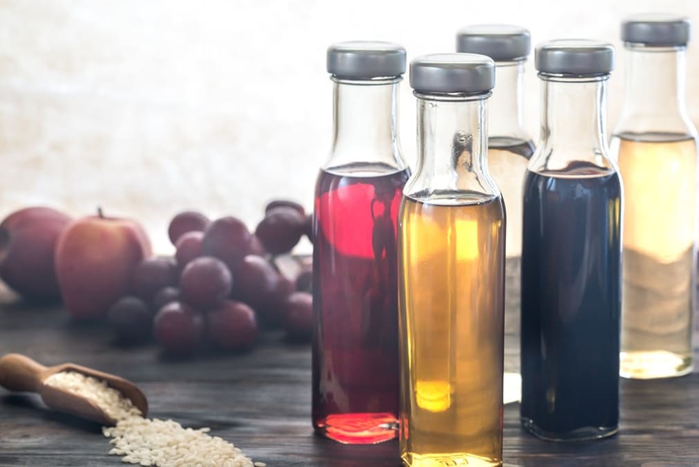 ワインビネガーのおすすめランキング10選｜使い方やレシピ、バルサミコ酢との違いも解説