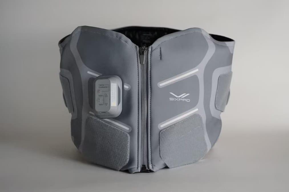 シックスパッド「メディカルコア」を1か月レビュー！ “支えて鍛える” 新発想EMSは腰の悩みにどう応えるか？