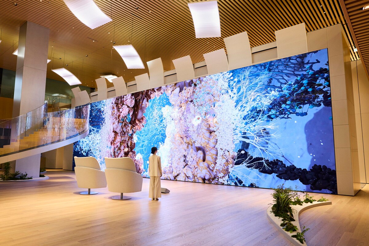 世界最大級の16K大画面を有する「Beauty Retreat Theater（ビューティー・リトリート・シアター）」