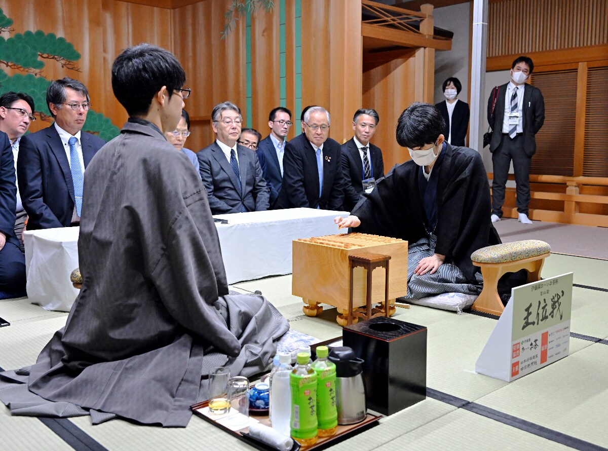 「初手」※昨年の様子