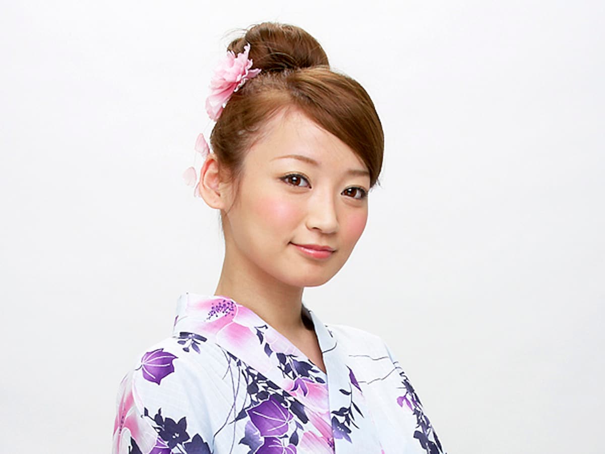 ロング浴衣 大人可愛いおだんごアップヘアアレンジ 浴衣ヘアアレンジ All About