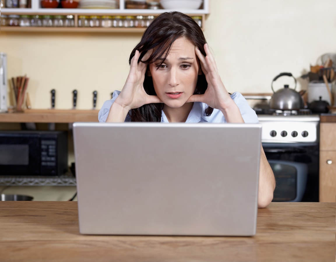 人生を台無しにする不平不満の法則 1 ニューリッチへの道 all about