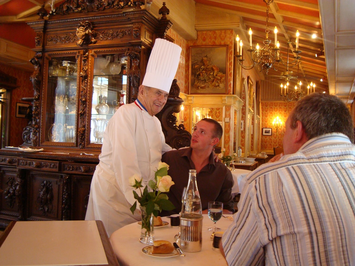 プロが教える 今さら聞けないフランス料理のマナー フレンチ All About