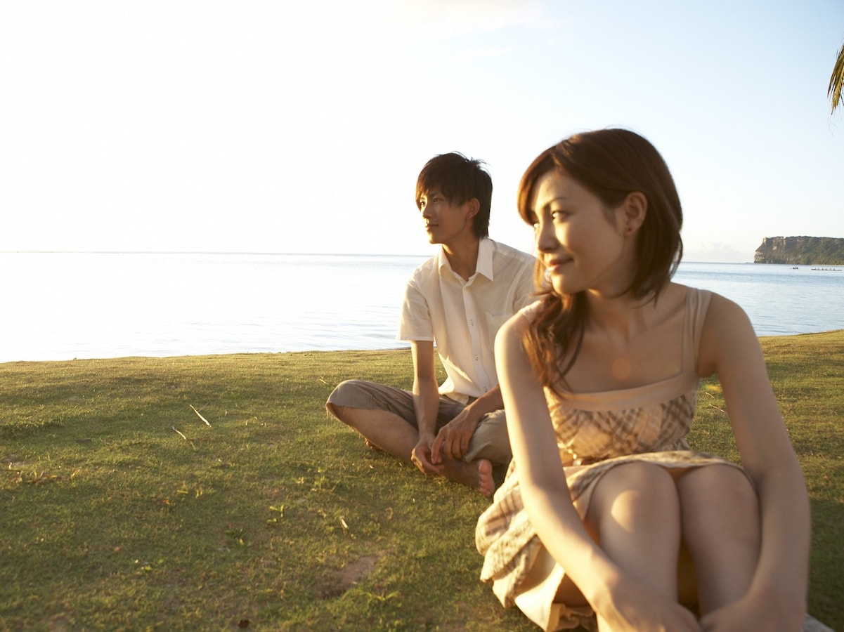 曖昧な関係でいたい人vsハッキリさせたい人 幸せな恋愛とは 島田佳奈の恋愛コラム All About