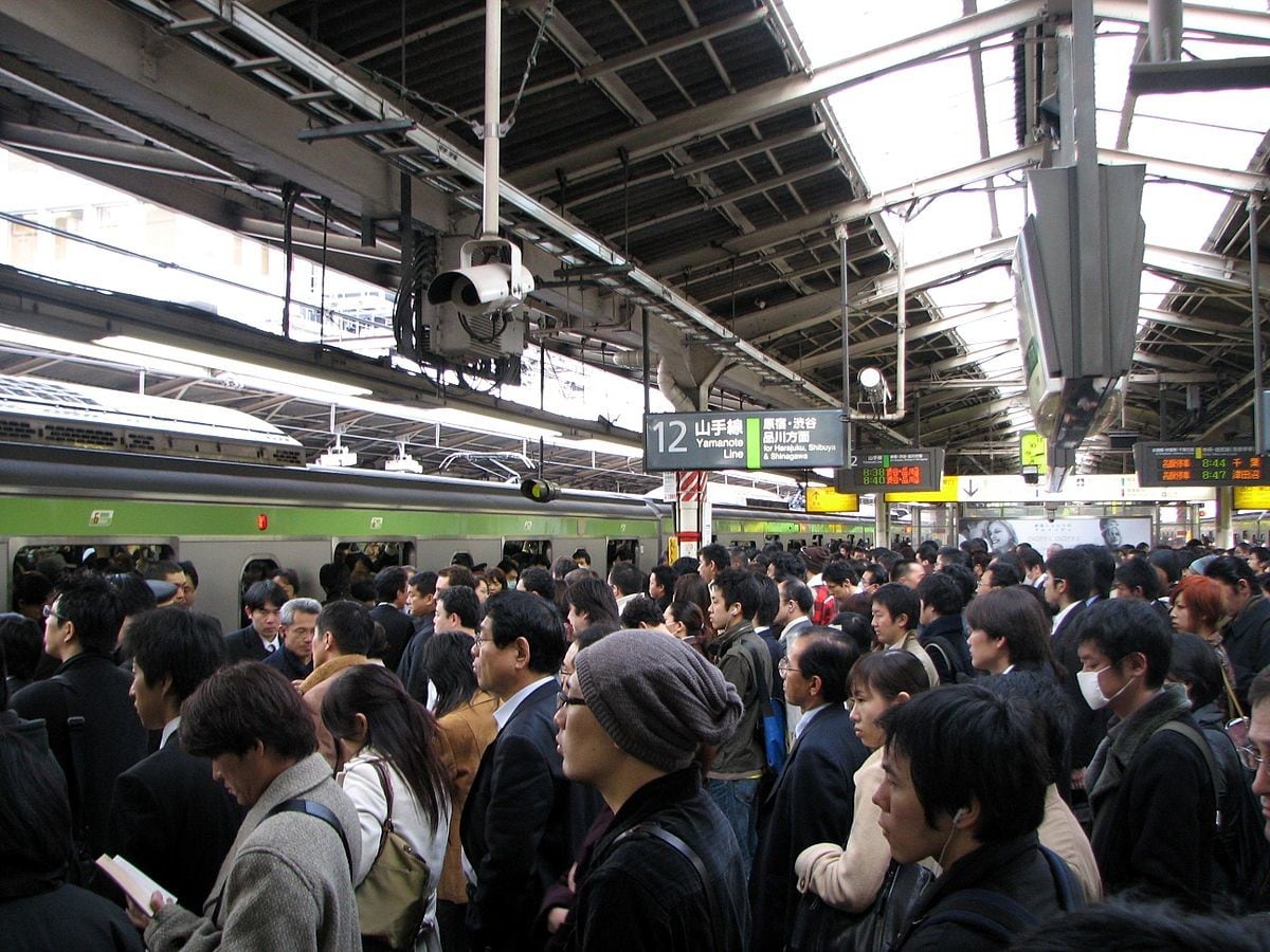 通勤電車の混雑率ランキング 高い路線と区間は 社会ニュース All About