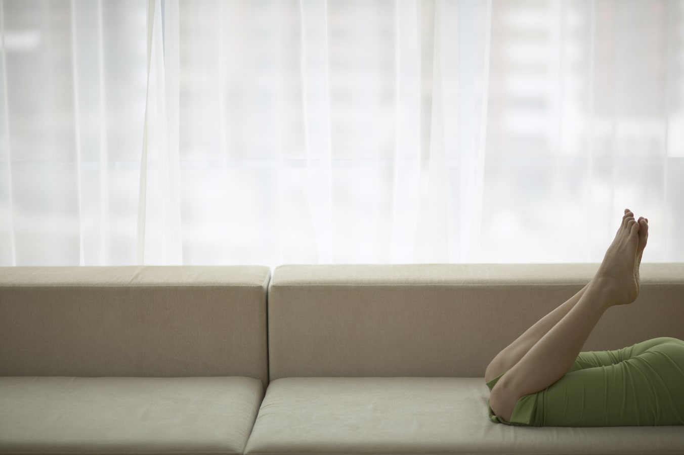 顔 足 ふくらはぎの むくみ の原因と解消法 疲労回復法 All About