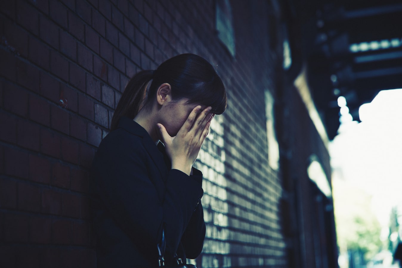 大切な人や身近な人の死を乗り越えるまで メンタルヘルス All About