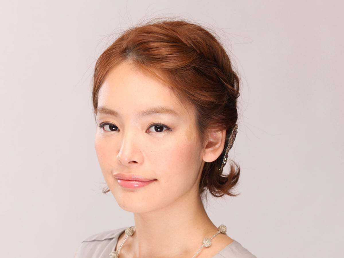 ショートヘア 横顔美人なゆる編みこみアレンジ 結婚式 パーティーヘアアレンジ All About