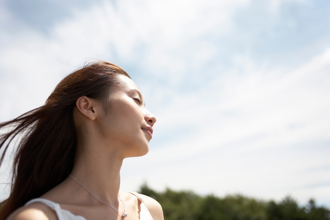 汗が薄毛や抜け毛を進行 猛暑を乗りきるヘアケア 女性の薄毛 抜け毛 All About
