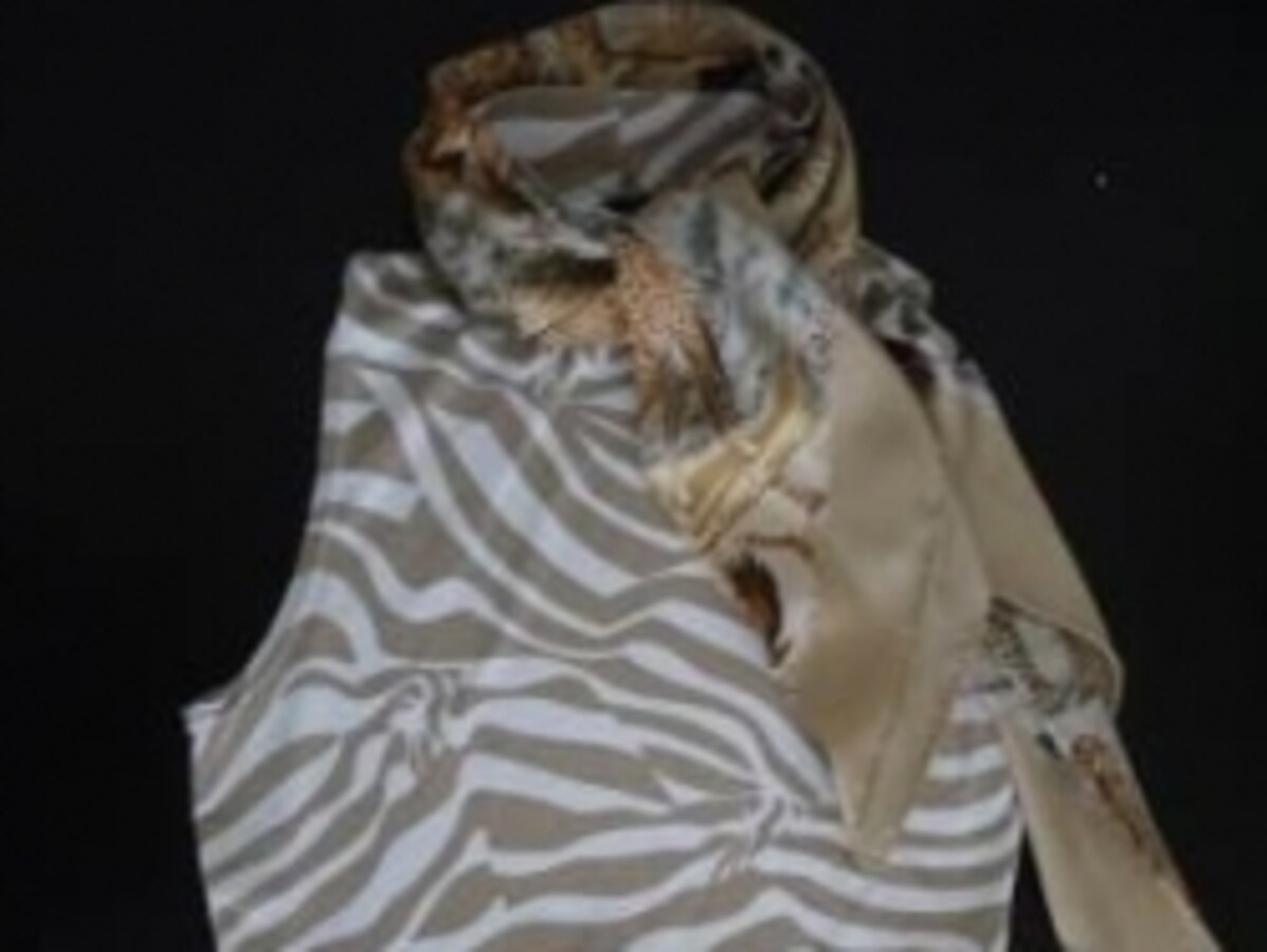 エルメス スカーフ柄 ブラウス シャツ 46サイズ - メルカリ｜長袖 