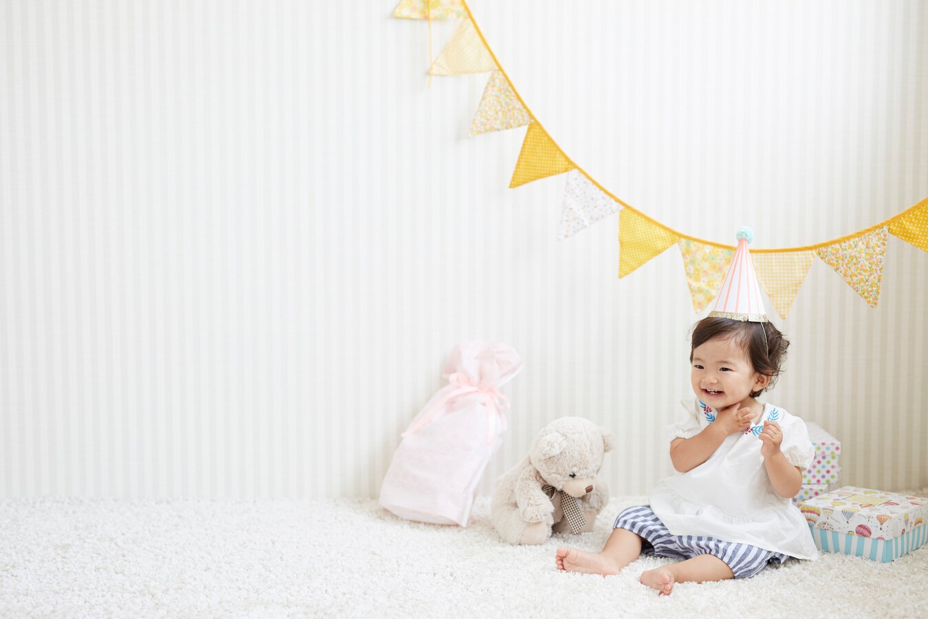 2歳児にオススメの遊び方 心と体を育てる遊び方とは 乳児育児 All About 2歳児にオススメの遊び方 心と体を育てる遊び方とは 乳児育児 All About