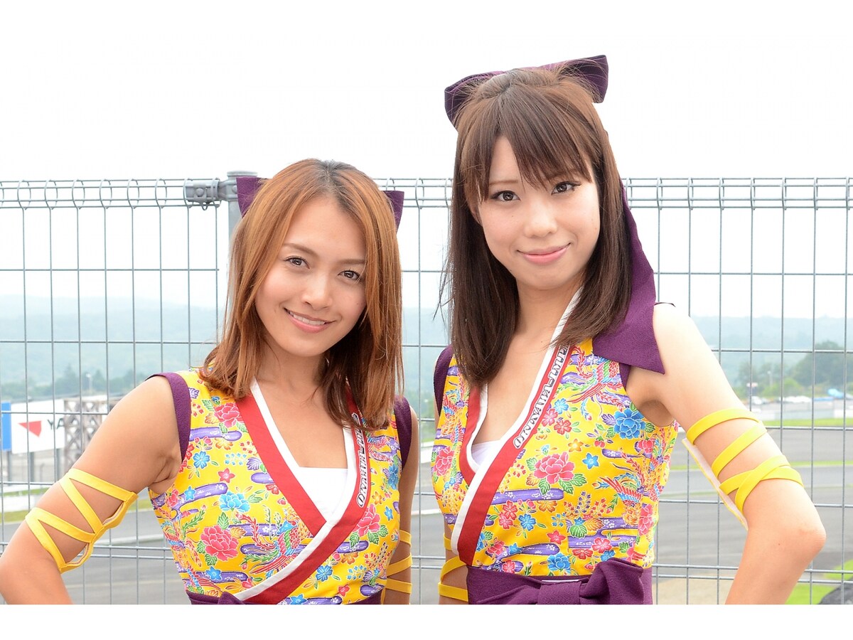 2/2 SUPER GT 2013 「OKINAWA」2 [レースクイーン] All About