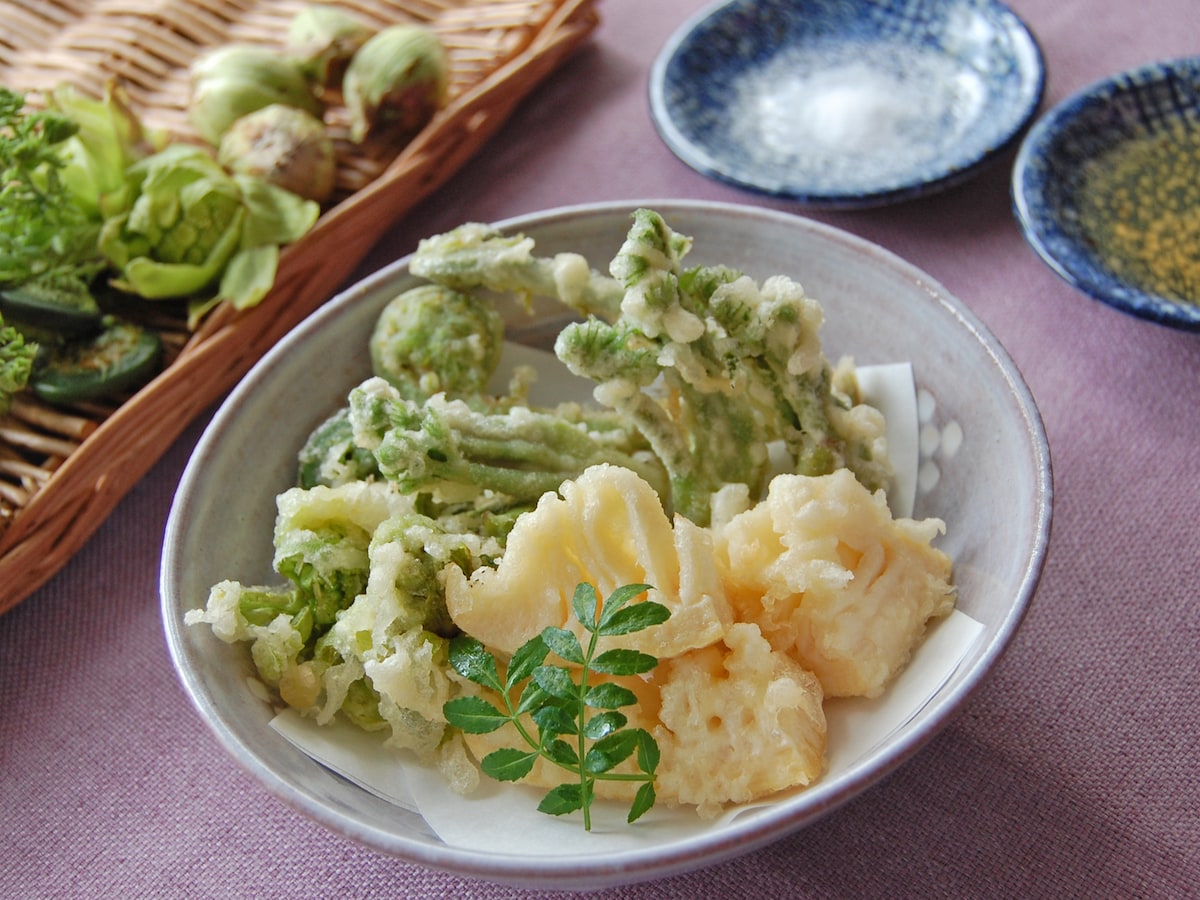 山菜の天ぷらをおいしく揚げるコツ 筍 こごみ タラ 毎日の野菜 フルーツレシピ All About