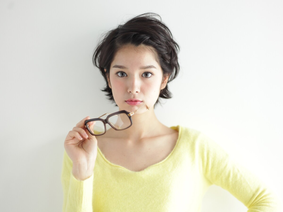 前髪編み込みで作るスッキリ前髪ガーリーアレンジ ヘアアレンジ All About