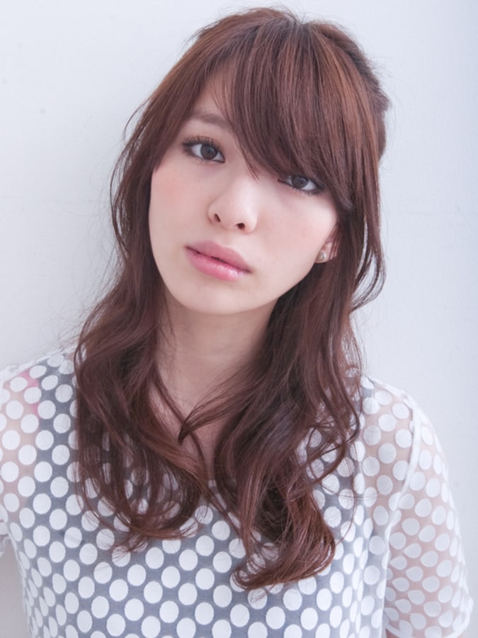 ねじりハーフアップで華やかロングヘアアレンジ [ヘアアレンジ] All About