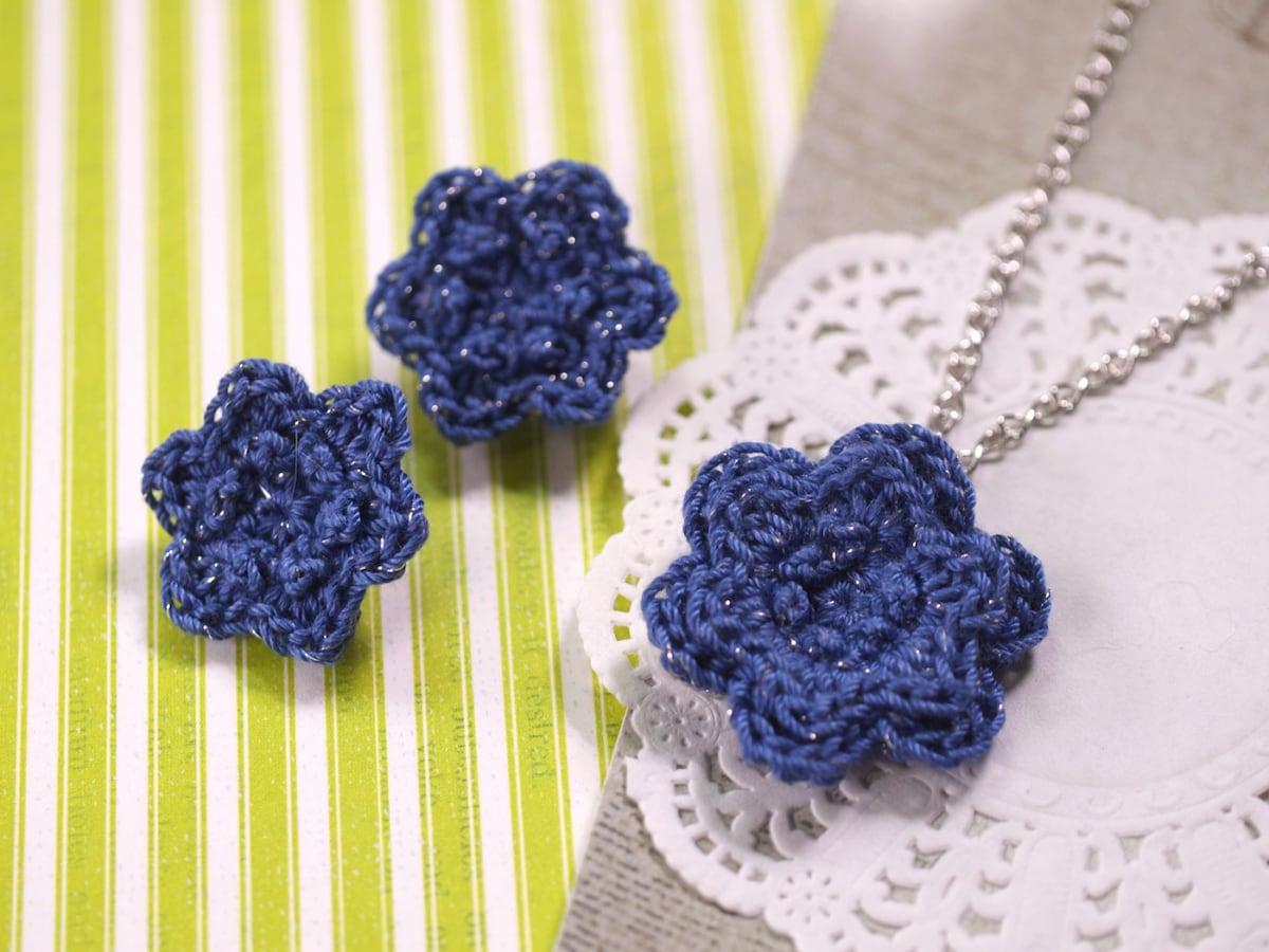 オーダーページ　かぎ針編み　レース編み　ハンドメイドアクセサリー レース編みのアクセサリーの作り方！かぎ針で手作りする材料と