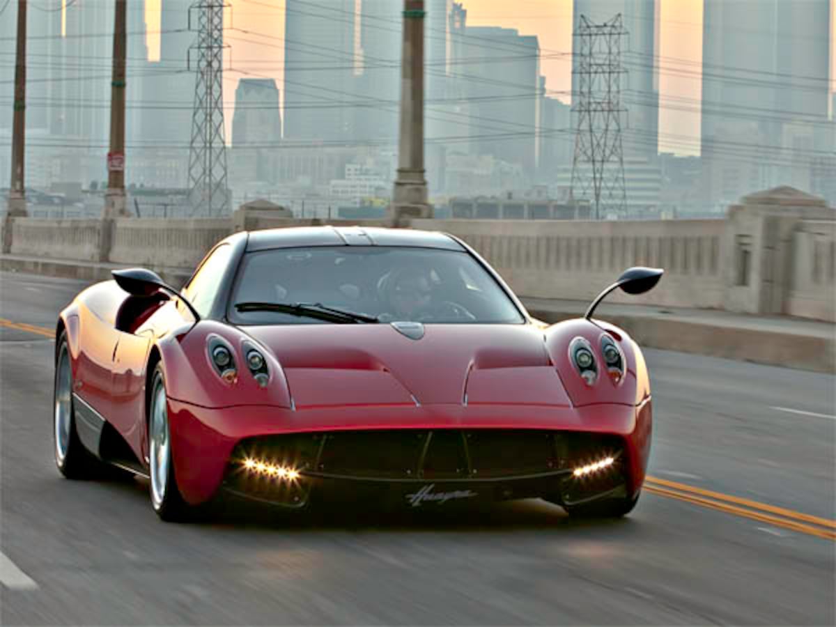パガーニ ウアイラは ホンマモンのスーパーカー 輸入車 All About