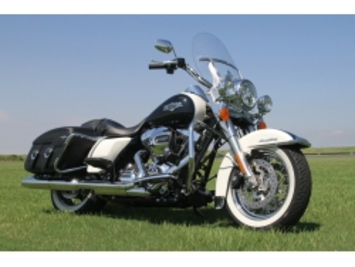 ハーレーダビッドソン 2003年式 ロードキング クラシック 2003年式 ツーリング FLHR 年式別モデルカタログ | バージンハーレー