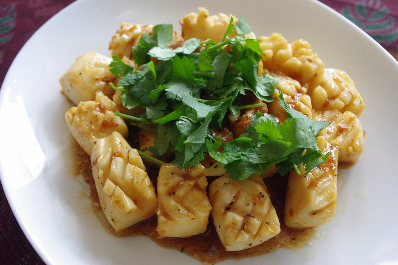 タイ料理定番 イカのにんにく炒めレシピは少ない材料でok 毎日のタイ料理 All About