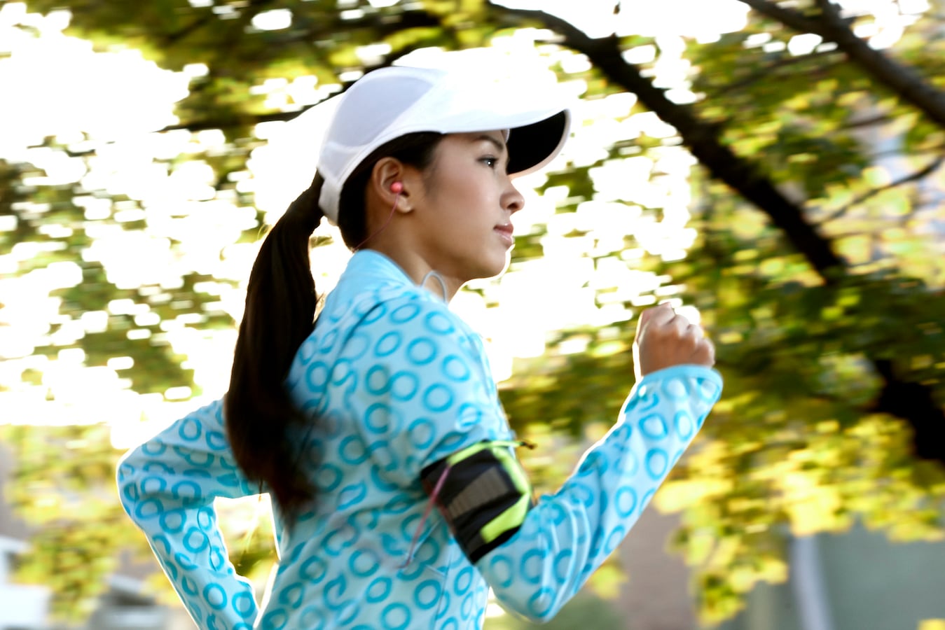 冬のランニングを快適にする方法 ウェアや防寒対策のコツ ジョギング マラソン All About 冬のランニングを快適にする方法 ウェアや防寒対策のコツ ジョギング マラソン All About