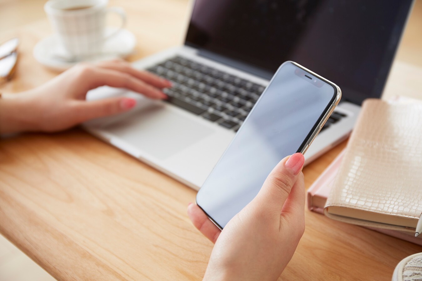 返信遅い 脈ナシ は幸せを遠ざける危険な勘違い 今井翔の恋愛コラム All About