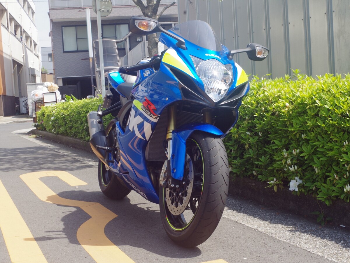 SUZUKI GSX-R750 黒 逆輸入車 車検残R4/5月 名変で乗れます 格安配送キャンペーン 期間限定 諸経費０円 始動確認済み 激安 横浜 P-Yard SUZUKI GSX-R750 黒 逆輸入車 車検残R4/5月 名変で乗れ