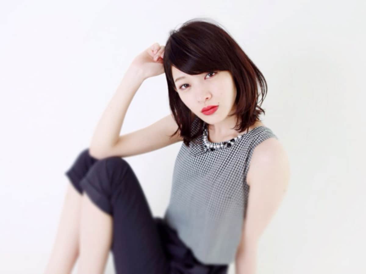 梅雨の湿気に負けないナチュラルストレートミディアム ヘアスタイル 髪型 All About 梅雨の湿気に負けないナチュラルストレートミディアム ヘアスタイル 髪型 All About