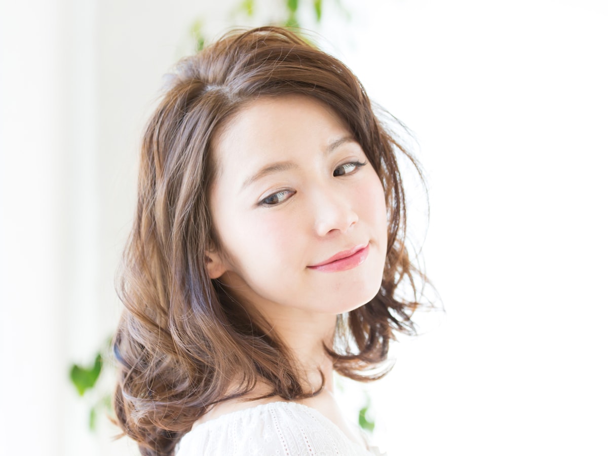 実は肌と同じ 髪の老化と女性ホルモンの関係 ビューティティップス all about