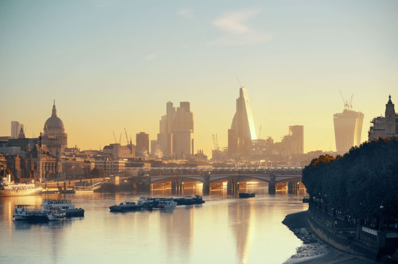 人気新品 ロンドン通に捧ぐ、テムズ川厳選オプショナルツアー [ロンドン 絵画