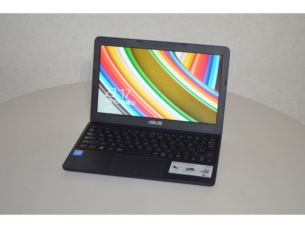 驚異の3万円PC「ASUS EeeBook X205TA」レビュー [ノートパソコン] All About