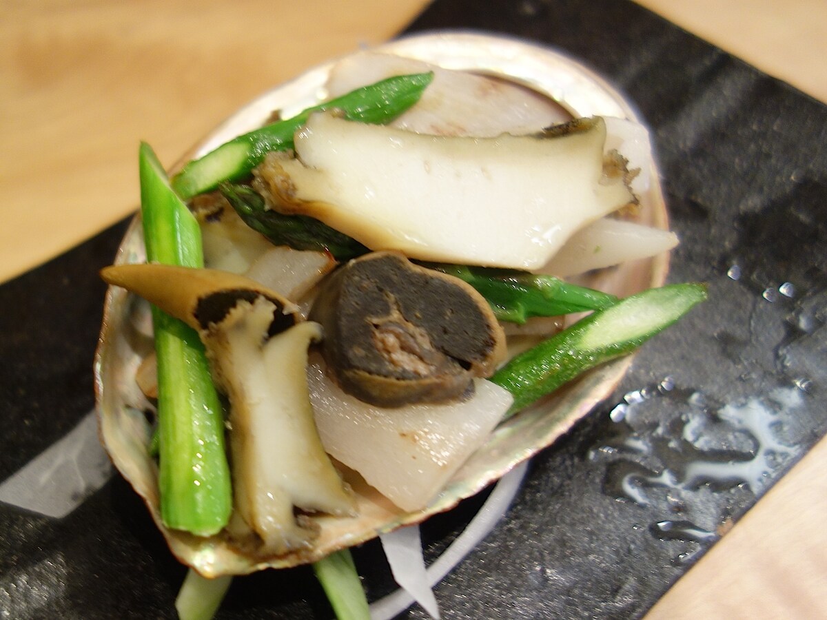 高級割烹並みの魚料理 立ち飲み屋 三ぶん【東銀座】 [B級グルメ] All About