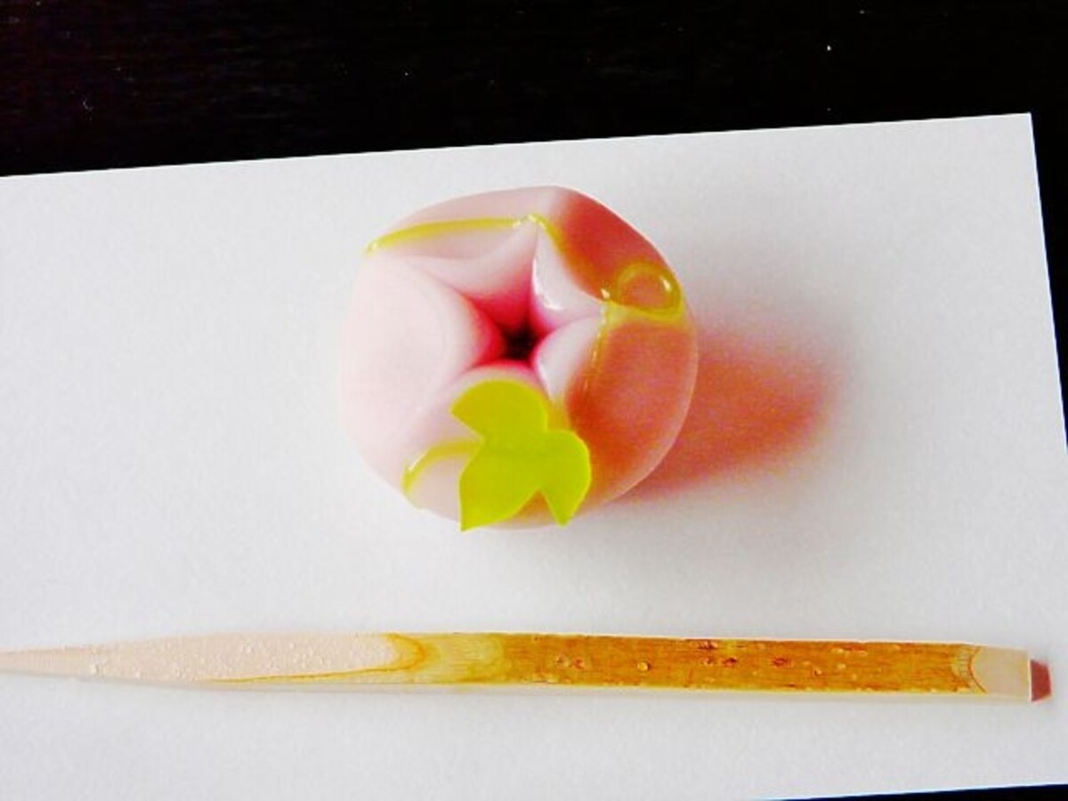 茶道 なぜお菓子が先？