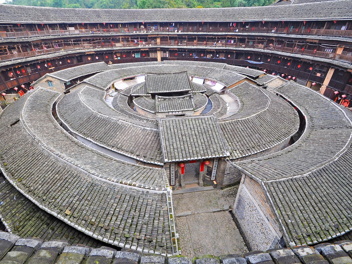中国土楼　客家 版築建築 福建土楼 福建土楼 - 中華人民共和国 世界遺産の旅【HIS】