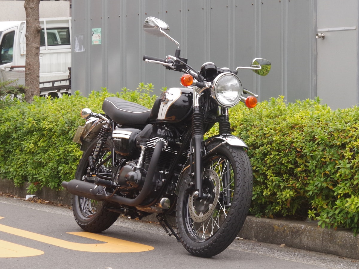 カワサキw800試乗インプレ ネオクラシックの帝王の走りは Kawasaki カワサキ バイク All About