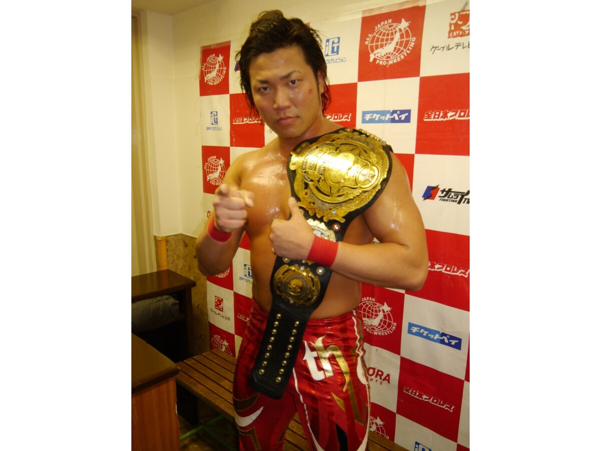 平成生まれの三冠王者・宮原健斗 [プロレス] All About