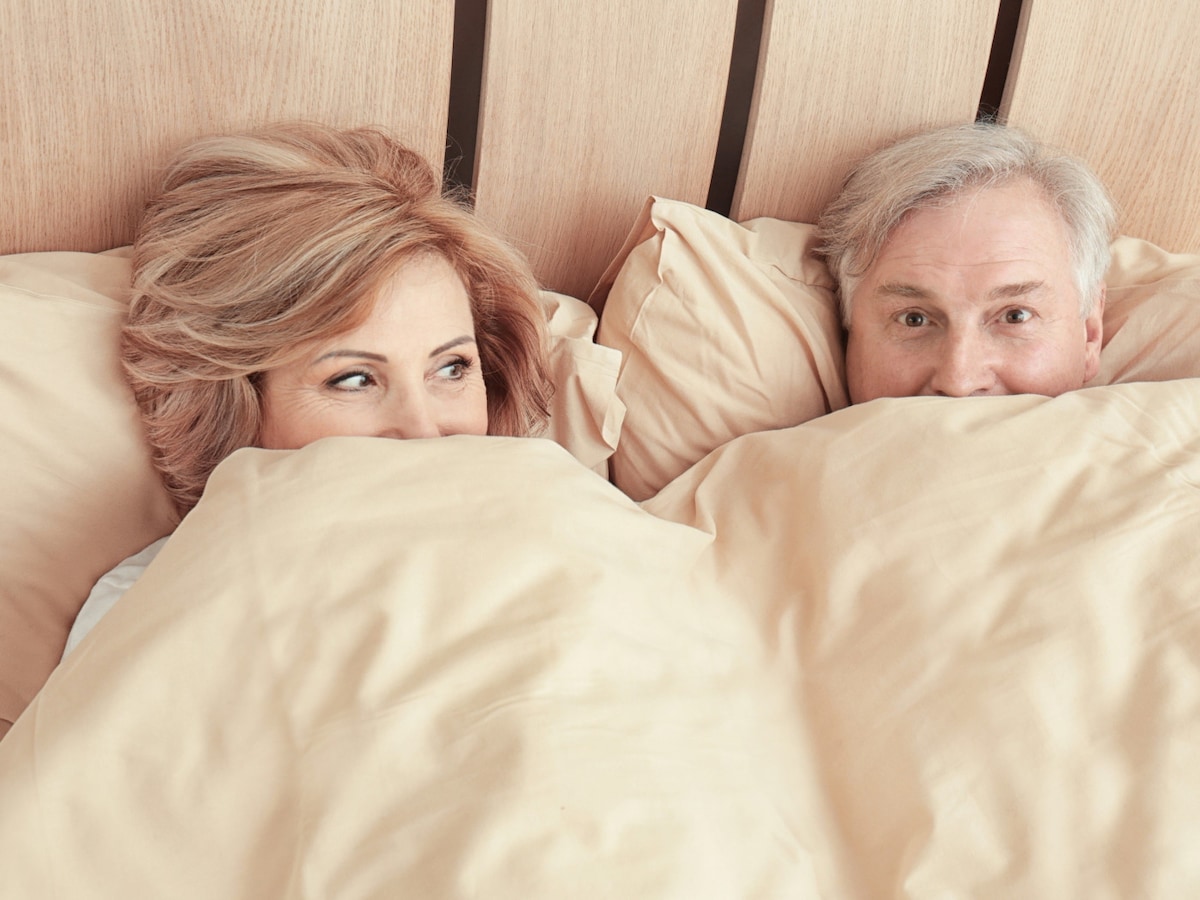 熟年・中年夫婦の夜の営みは何歳まで？様々な選択肢 [夫婦関係] All About