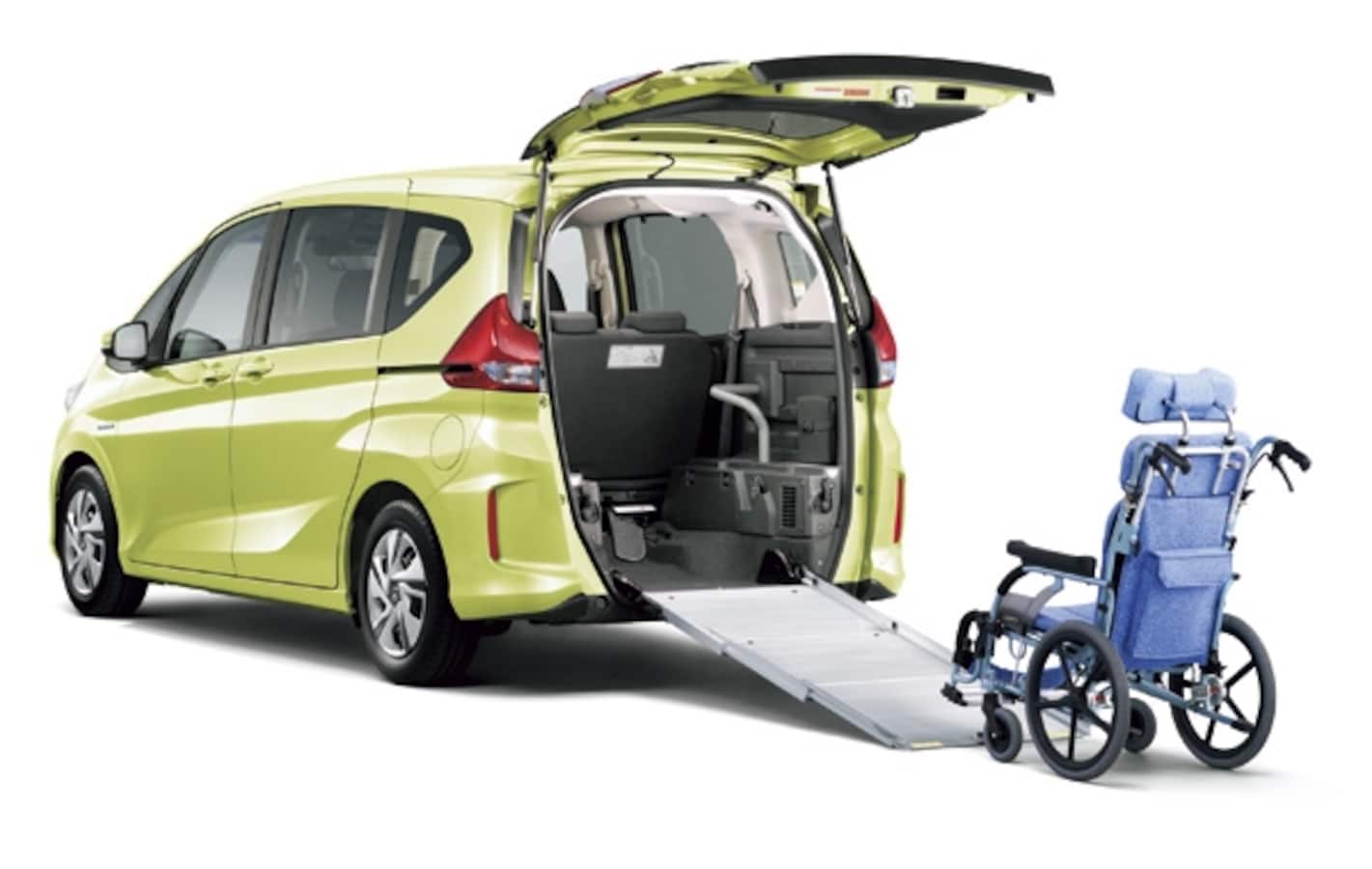 フリードの福祉車両は 選べる3タイプが素晴らしい Honda ホンダ All About フリードの福祉車両は 選べる3タイプが素晴らしい Honda ホンダ All About