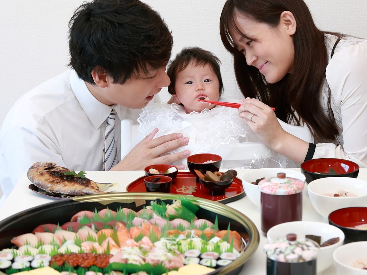 刺身や生卵は何歳から食べられる お寿司 いくらなど子どもの食事事情 幼児食 All About