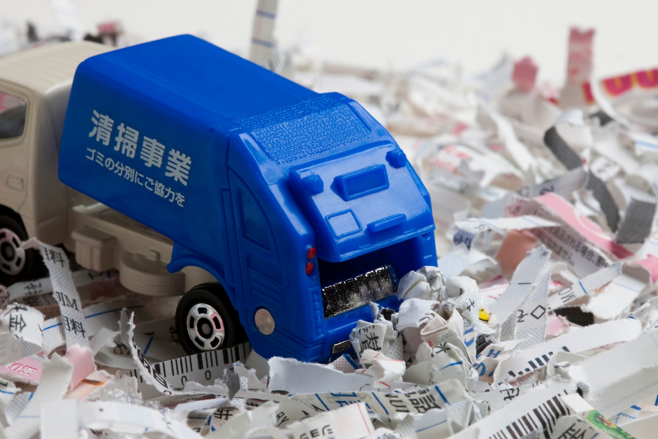 家計が苦しい人 が物を捨てられない理由とは 家計簿 家計管理 All About