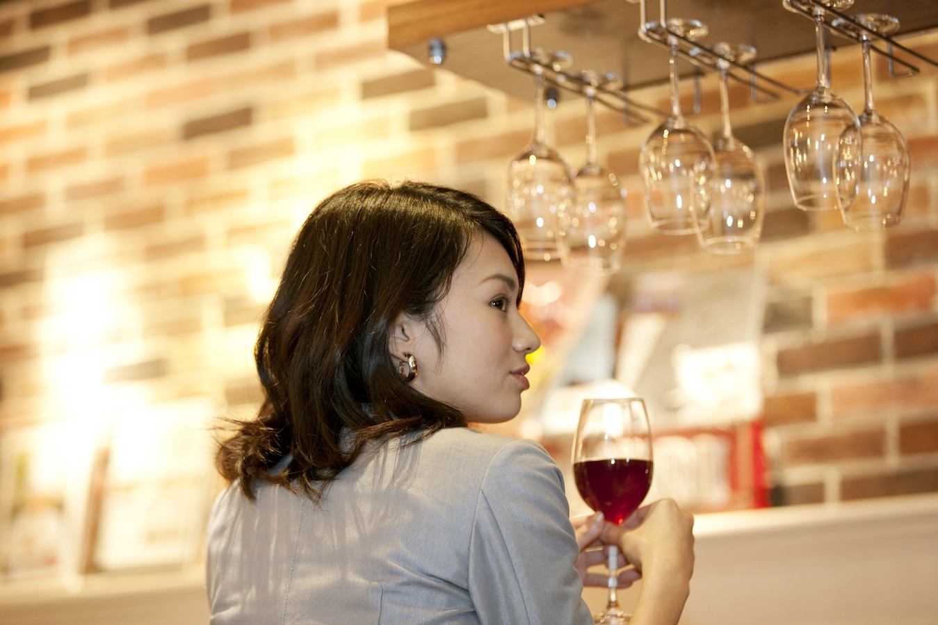 お酒の強さでも推測可？体質による健康リスクと対策法 [食と健康] All About