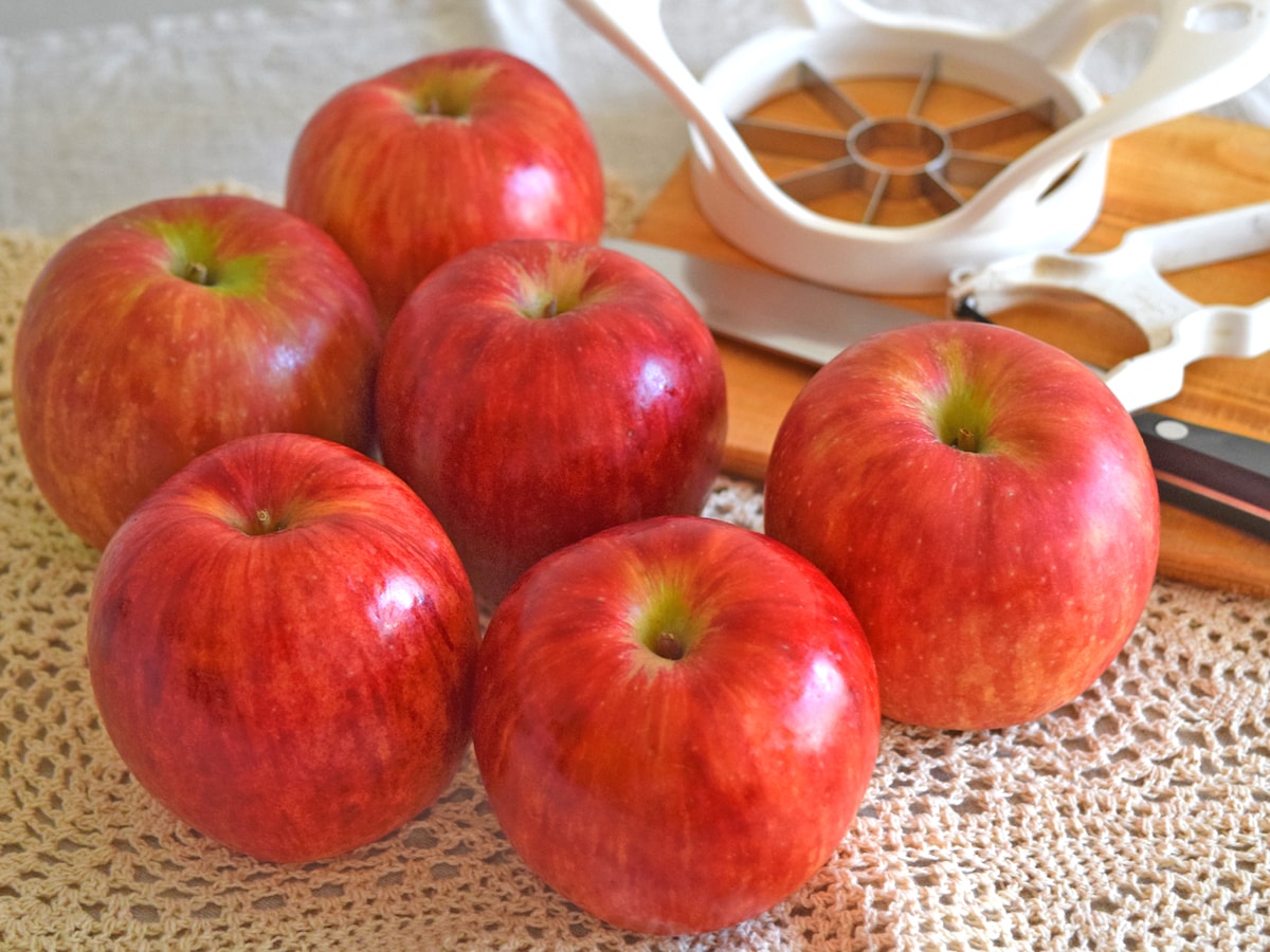 りんごの剥き方 皮むきが苦手でも包丁で簡単に出来るコツ 毎日の野菜 フルーツレシピ All About