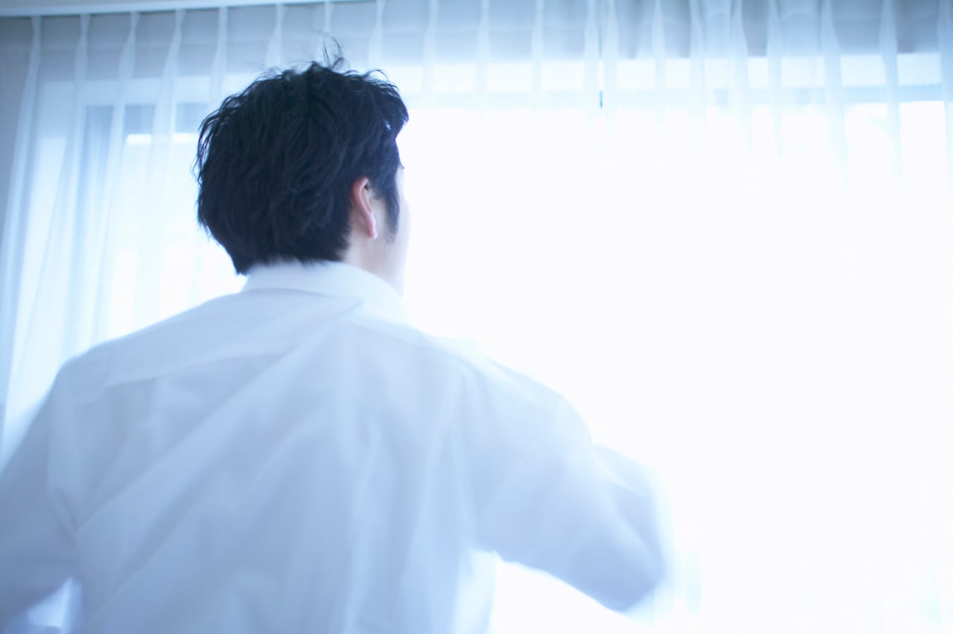 目の錯覚を利用した男も小顔になれるファッションとは メンズファッション All About