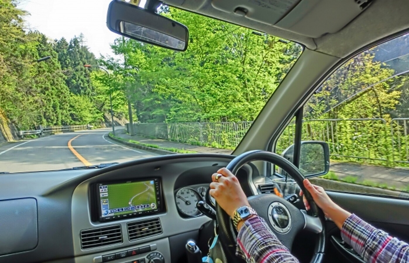 運転すると肩こり 腰痛がツラい人の簡単ストレッチ 疲労回復法 All About