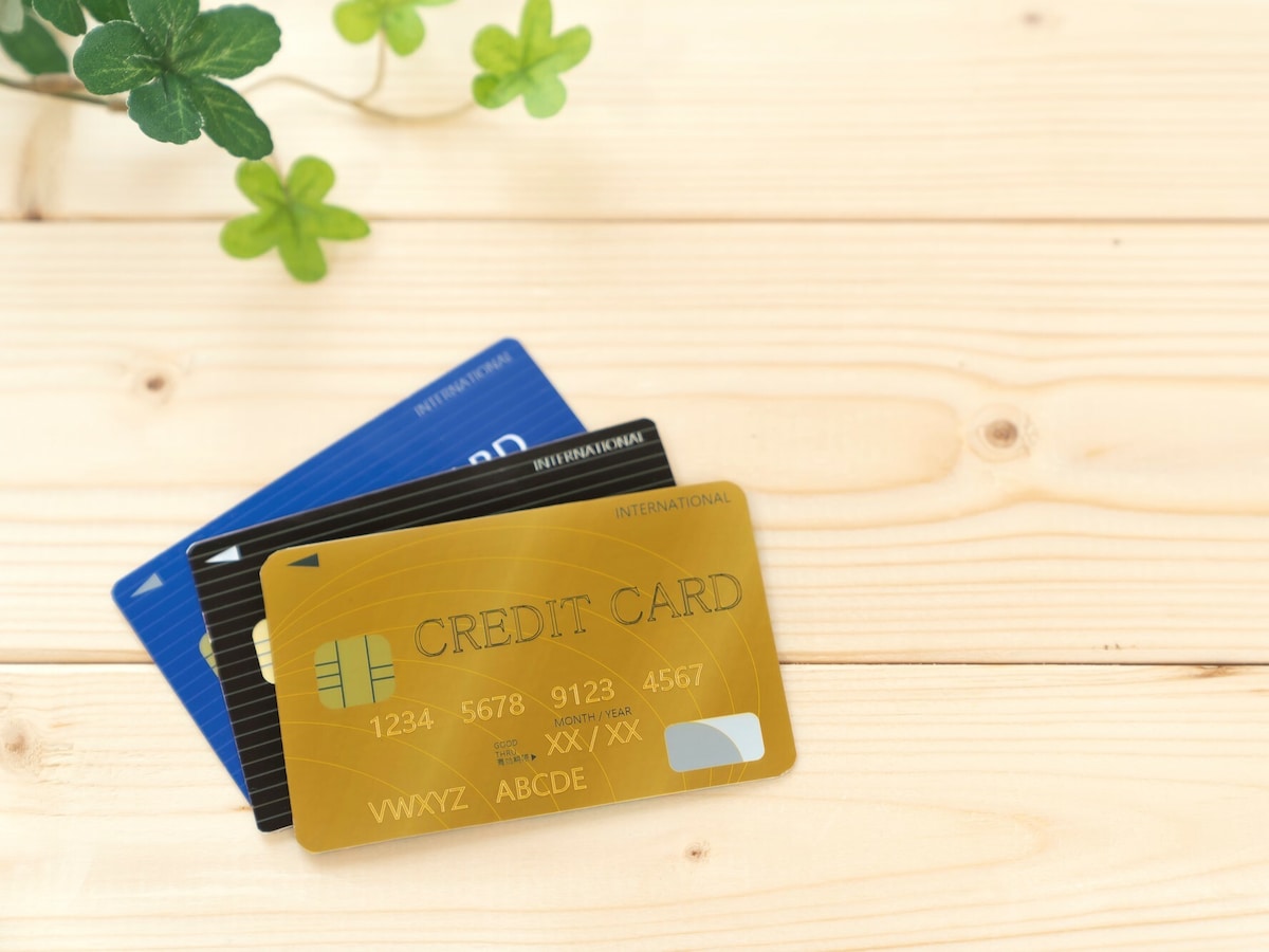 お金持ちは本当にブラックカードを持っている？【2023年版】 [家計簿・家計管理] All About