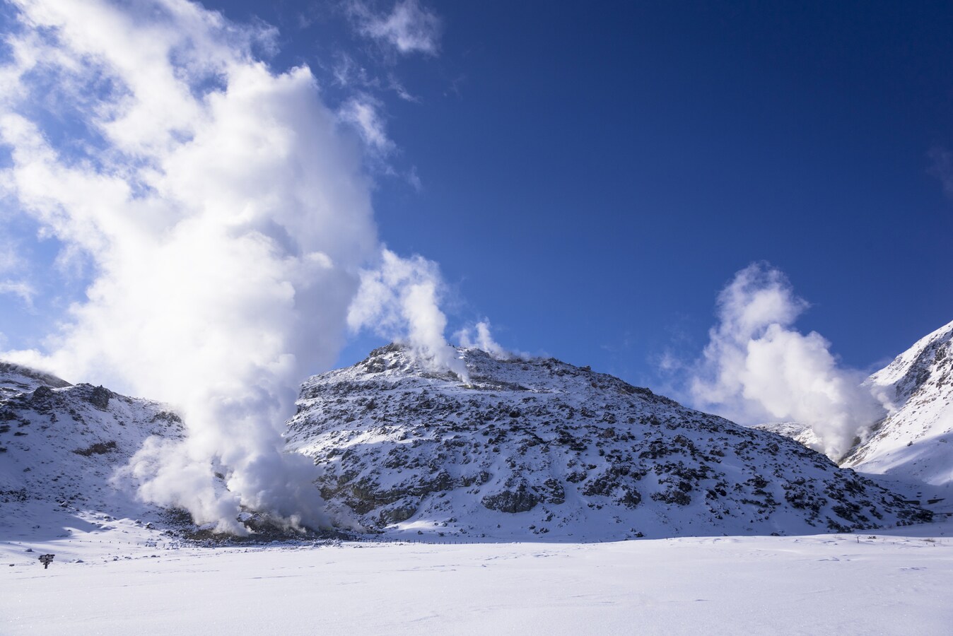 活火山近くのスキー場 雪山 温泉で安全確保するには 防災 All About