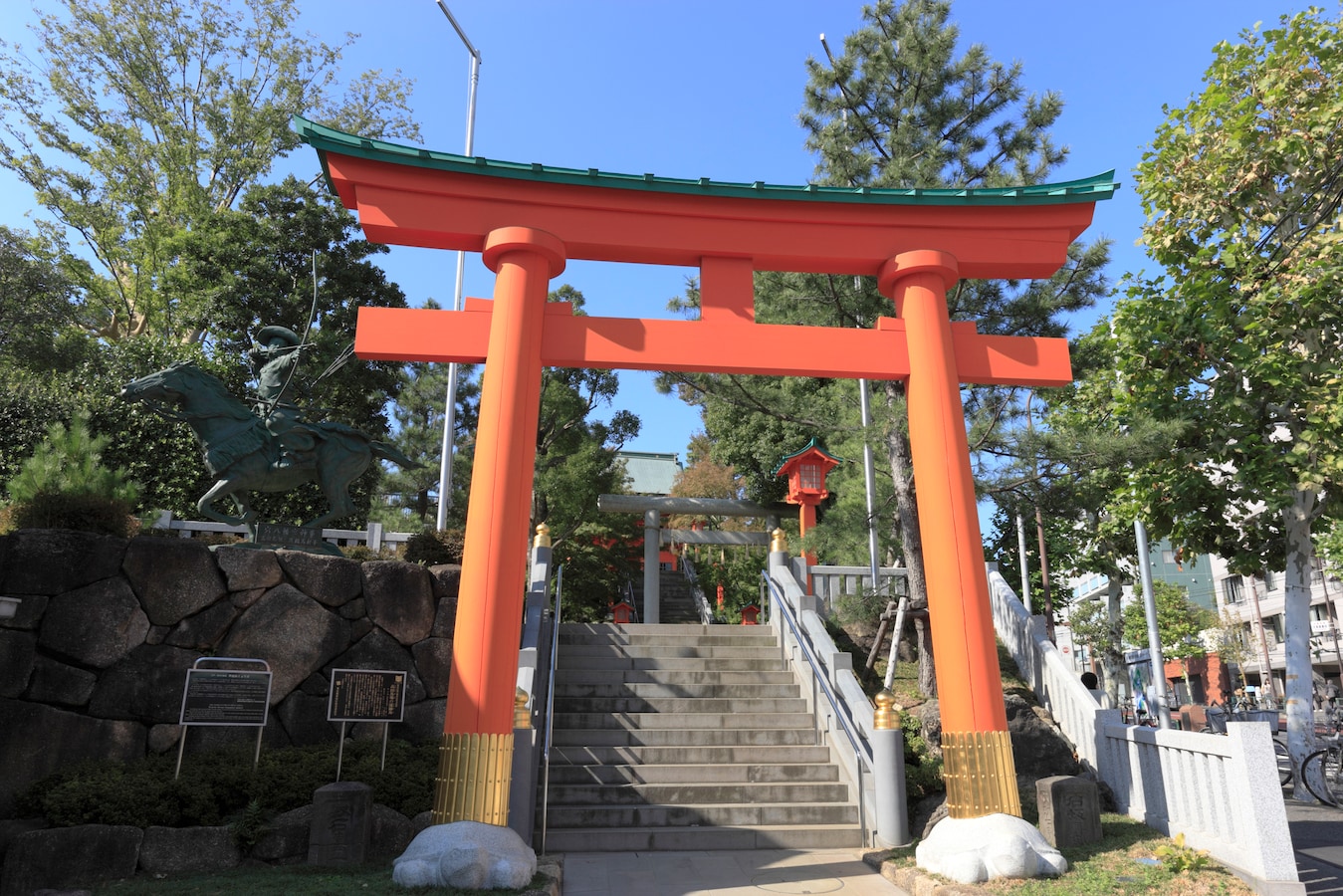 神社 パワースポットで金運の 底上げ をする これでお金持ち 金運アップする方法 All About