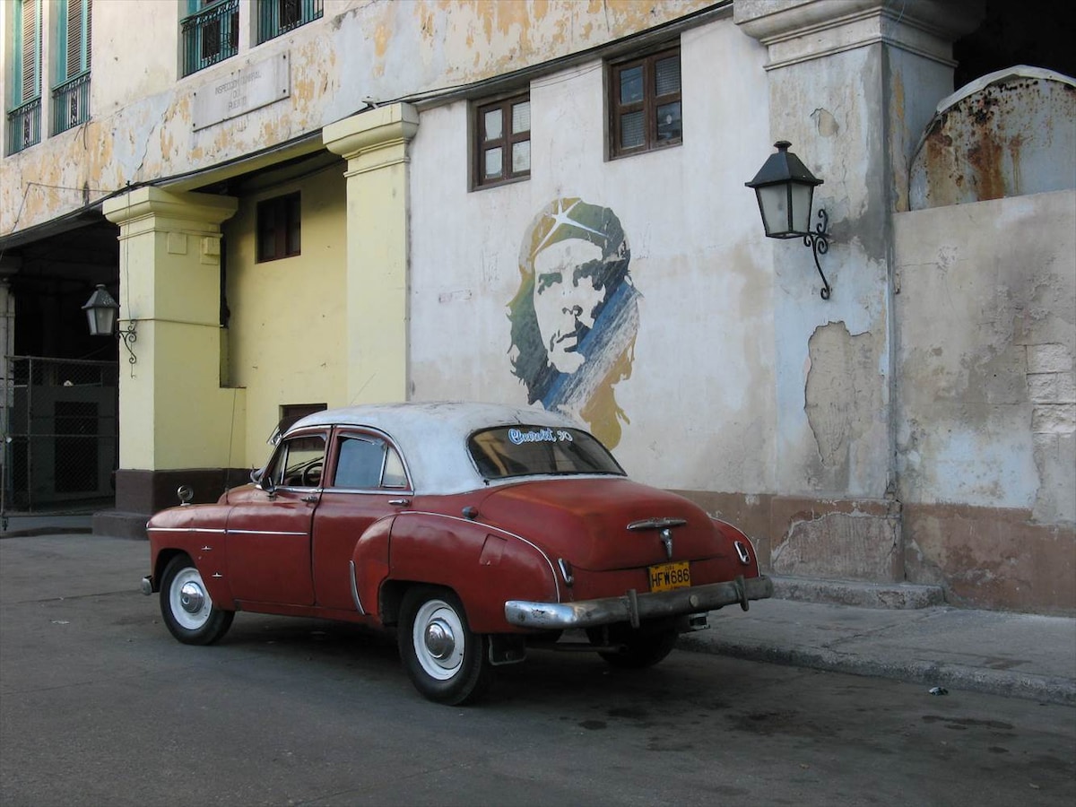 革命の英雄チェ ゲバラの歴史 ハバナ市内ゆかりの地 キューバ All About