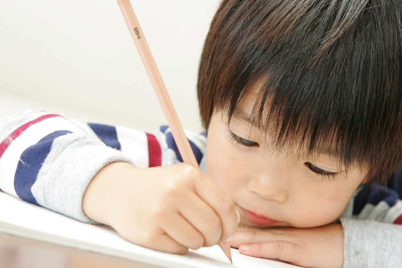 読書感想文例を使って書き方を徹底解説 例文付き 子供の教育 All About 読書感想文例を使って書き方を徹底解説 例文付き 子供の教育 All About